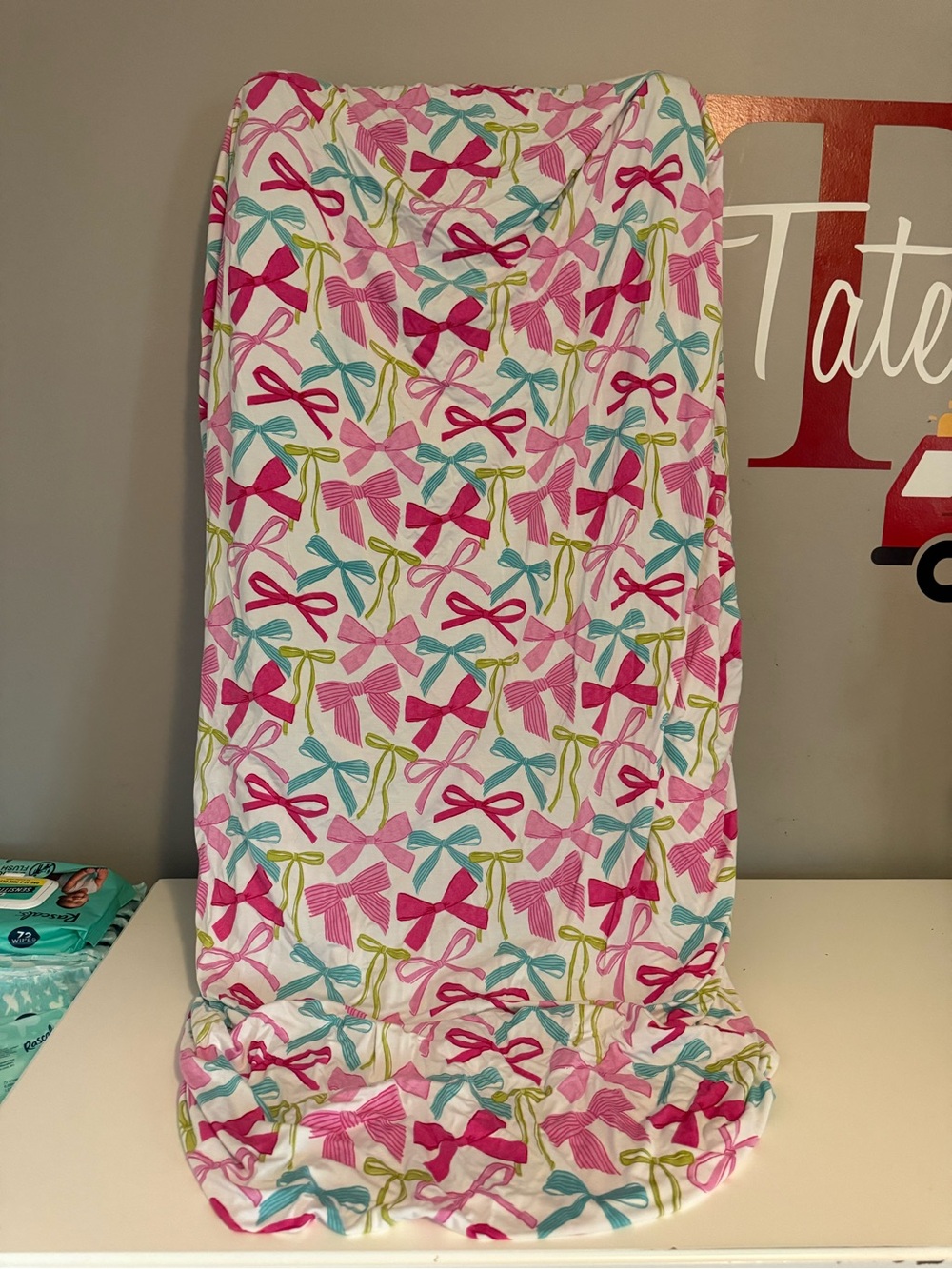 Little sleepies ribbons and bows crib sheet